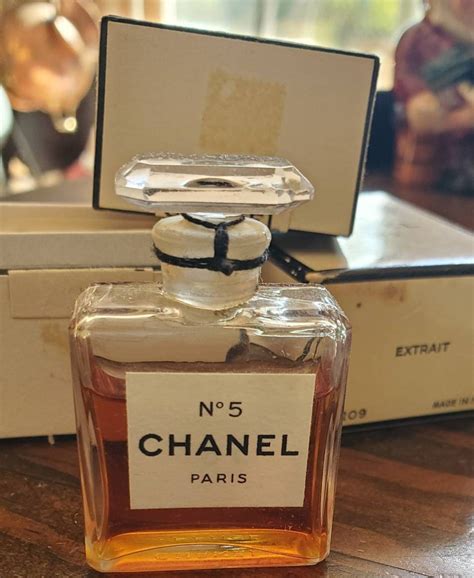 chanel no 5 original ingredients|chanel no 5 vintage.